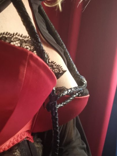 BDSM Domination Paris Maitresse